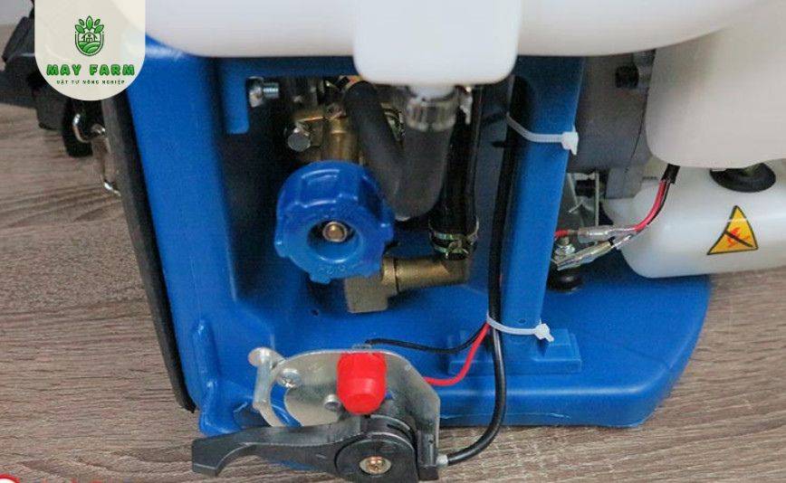 Máy phun thuốc Hyundai HD768 uy tín chất lượng - Ảnh 5